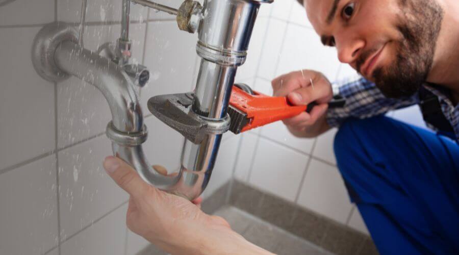 Expert burst pipe repair services in Portage, OH
